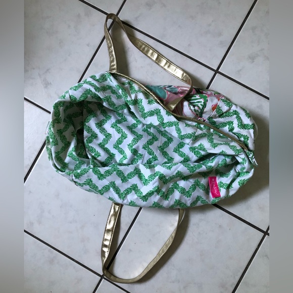 Lily Pulitzer x Target beach bag - Picture 2 of 2